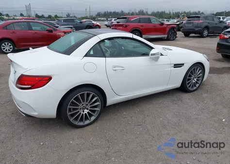 2019 Mercedes-Benz Slc 300 из США, поврежденный, VIN WDDPK3JA8KF157556